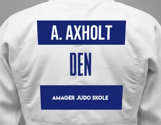 Judo GI with a backnumber showing the name Aurora Mai Axholt from Amager Judo Skole