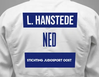 Judo GI with a backnumber showing the name Linde Hanstede from Stichting Judosport Oost