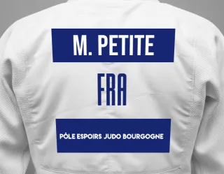 Judo GI with a backnumber showing the name Maximilien Petite from Pôle Espoirs Judo Bourgogne