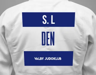 Judo GI with a backnumber showing the name Sofia Magdalena De L from Valby Judoklub